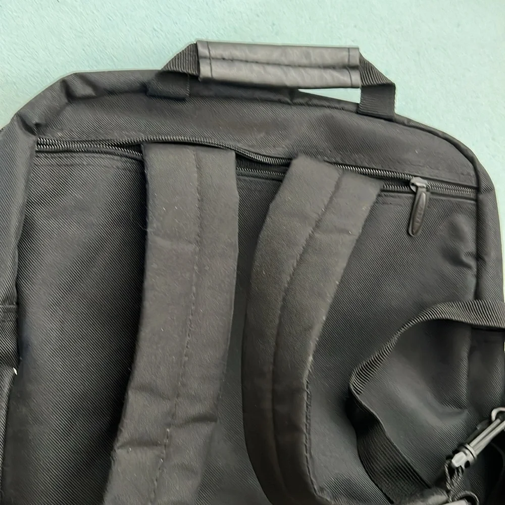 Convertible backpack bag color black